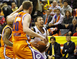 Fenerbahçe Avrupa hayallerini bitirdi