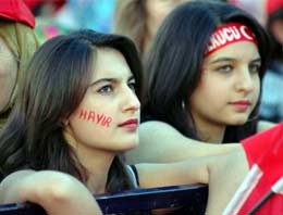 MHP gençleri böyle 'rap'layacak!