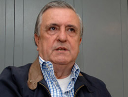 Eski Bakan'a dolandırıcılıktan gözaltı