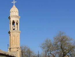 İstanbul'da papaza suikast girişimi